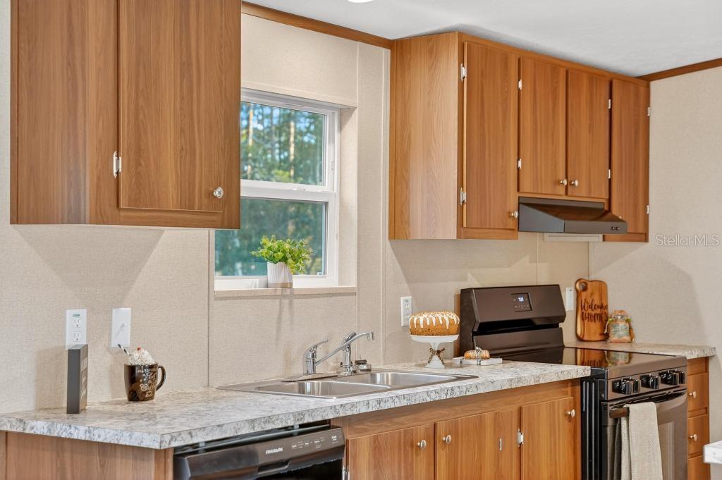 BLUE LAKE RIDGE - Residential