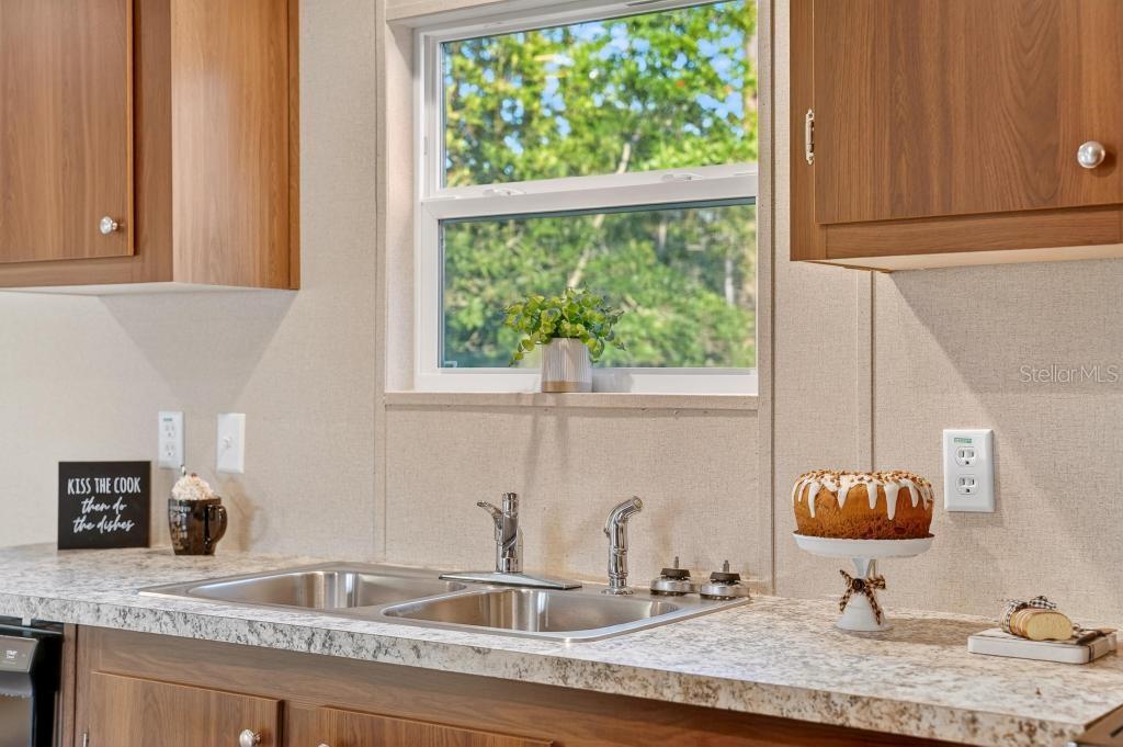 BLUE LAKE RIDGE - Residential