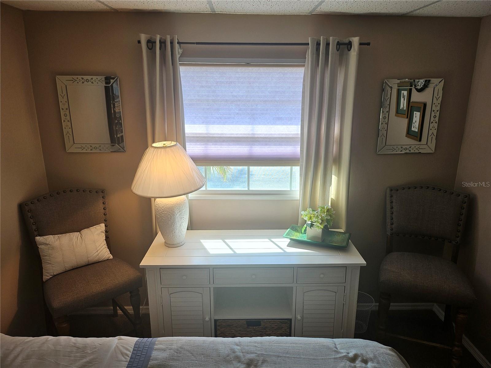 OAKWOOD MANOR - Residential