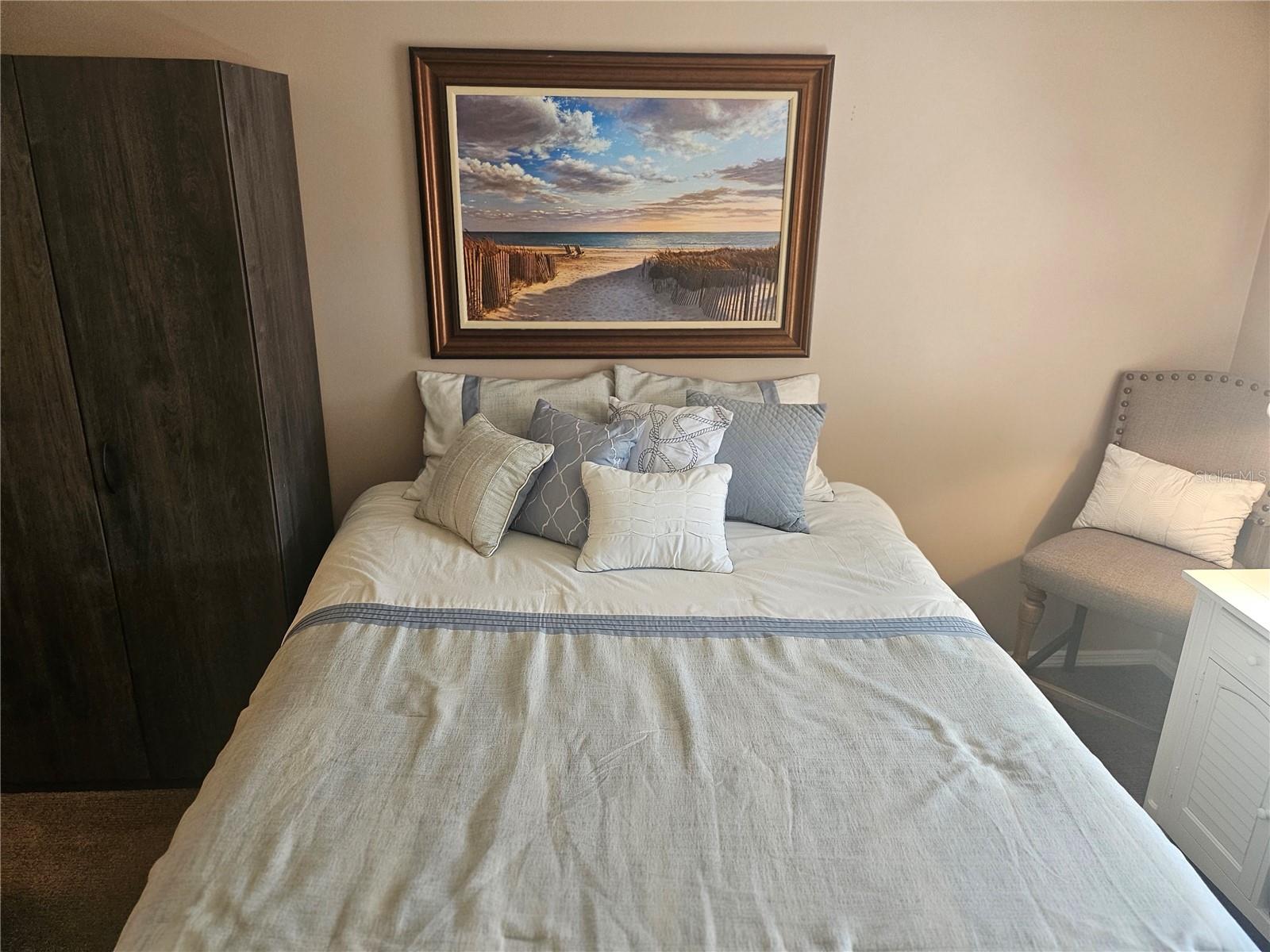 OAKWOOD MANOR - Residential