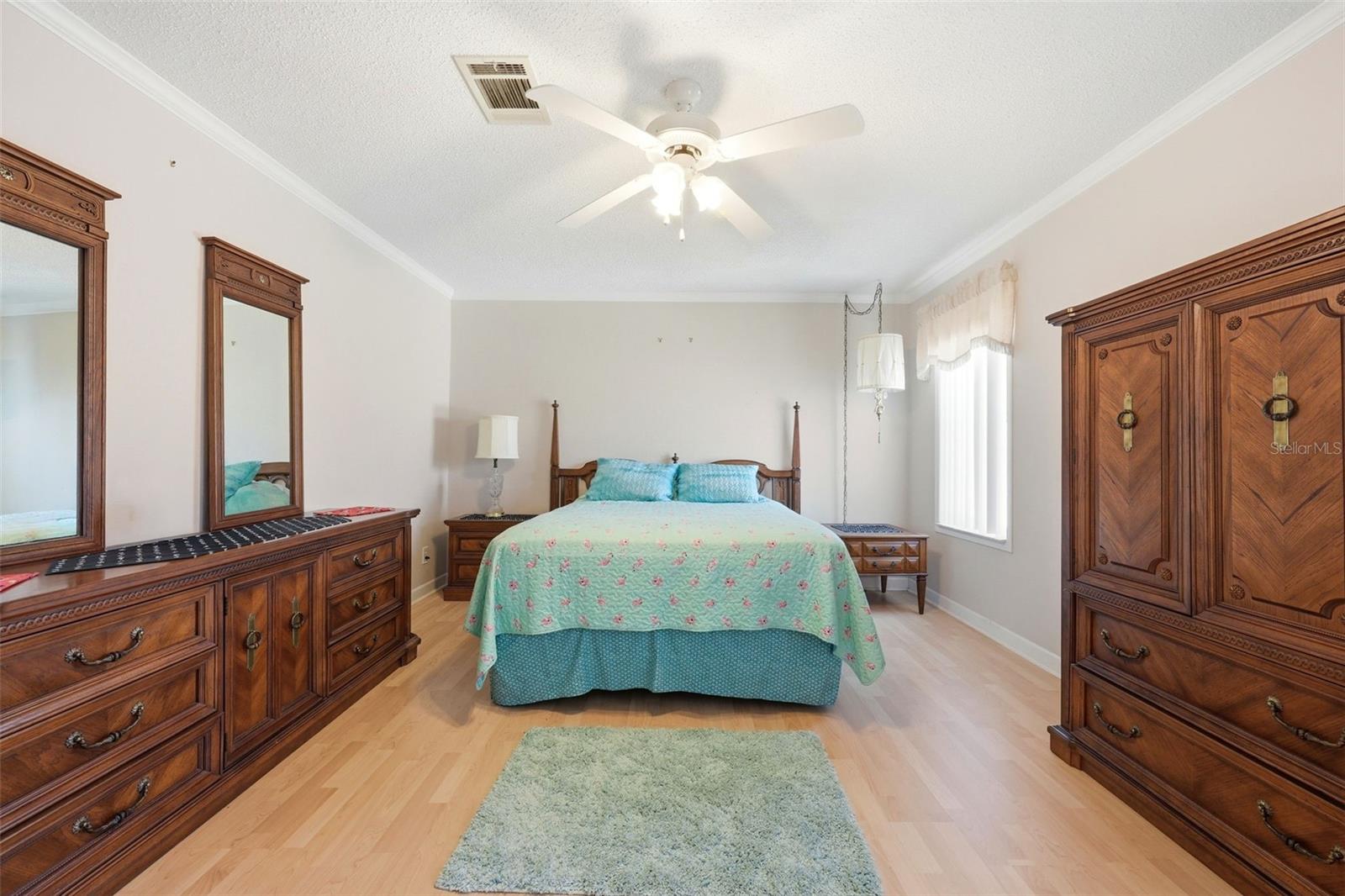 LAKE YALE ESTATES - Residential