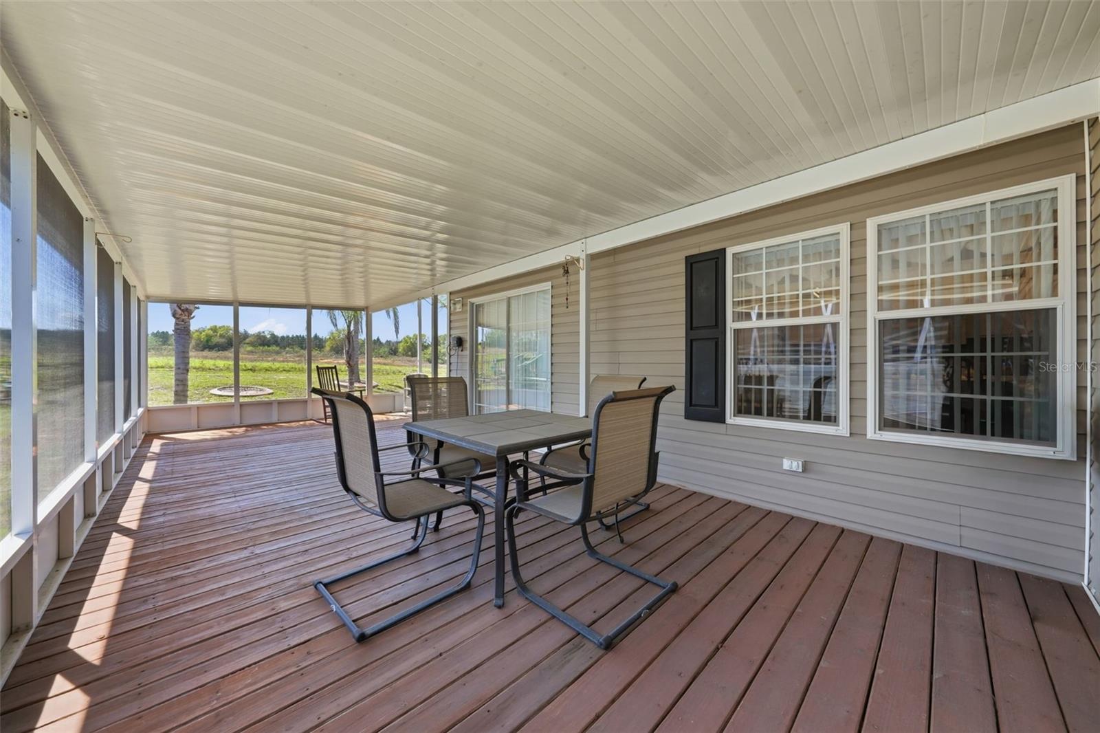 LAKE YALE ESTATES - Residential