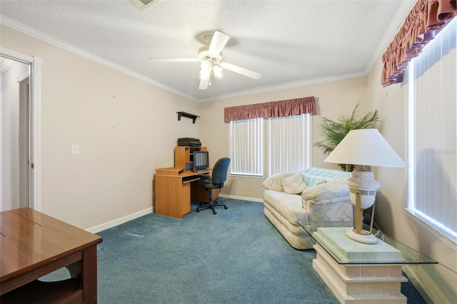 LAKE YALE ESTATES - Residential