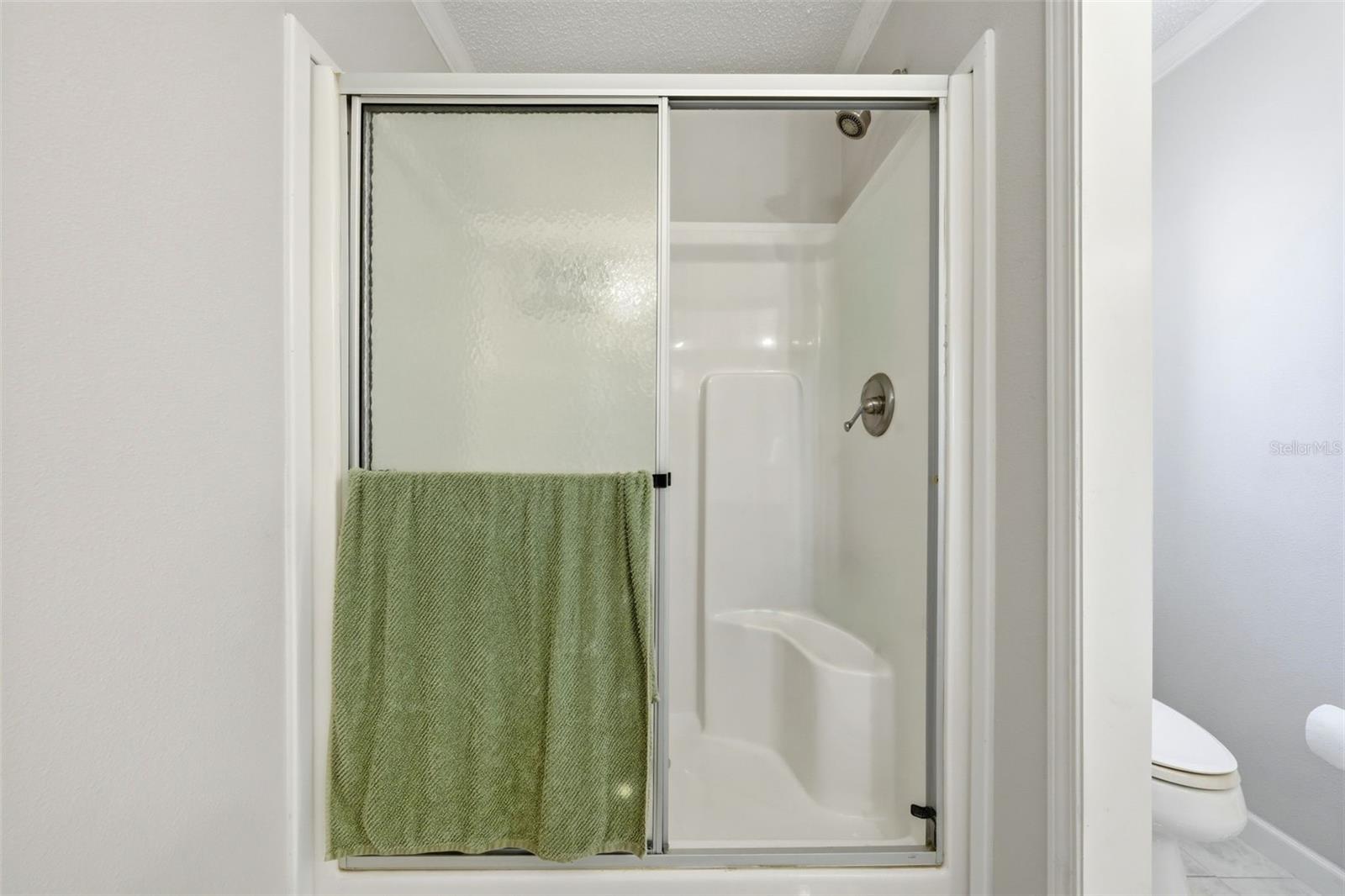 LAKE YALE ESTATES - Residential