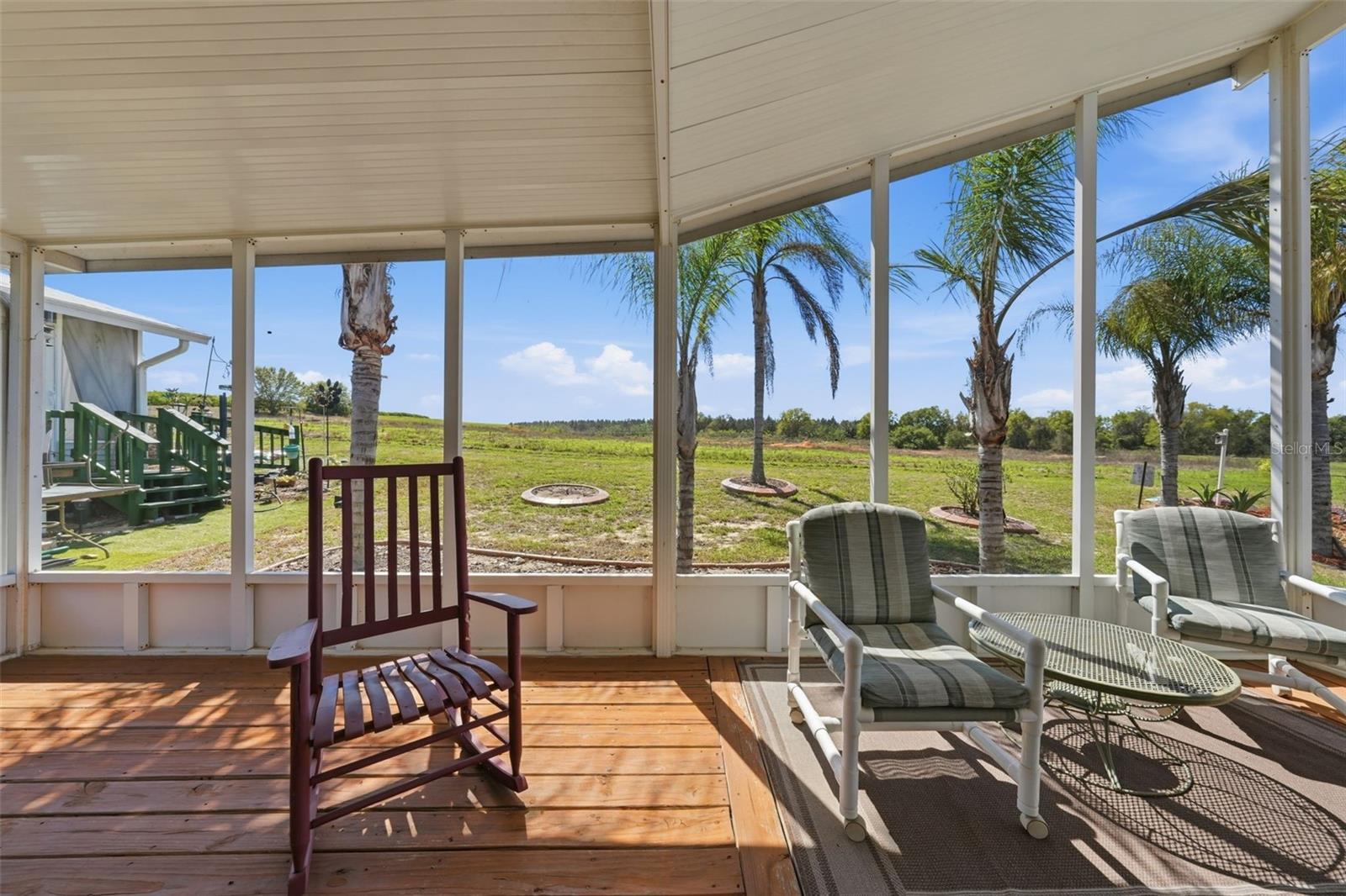 LAKE YALE ESTATES - Residential