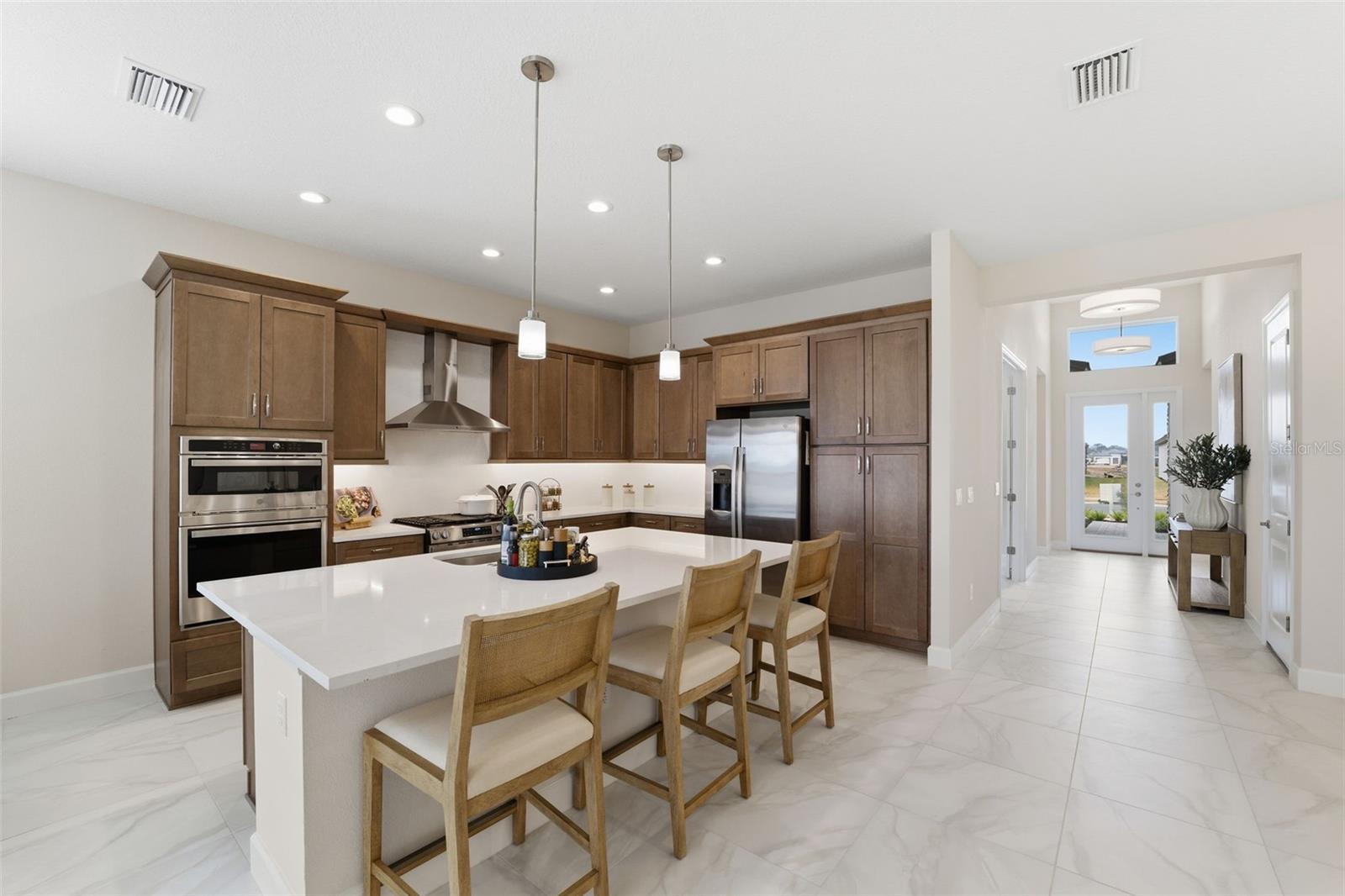 VALENCIA RIDGE - Residential