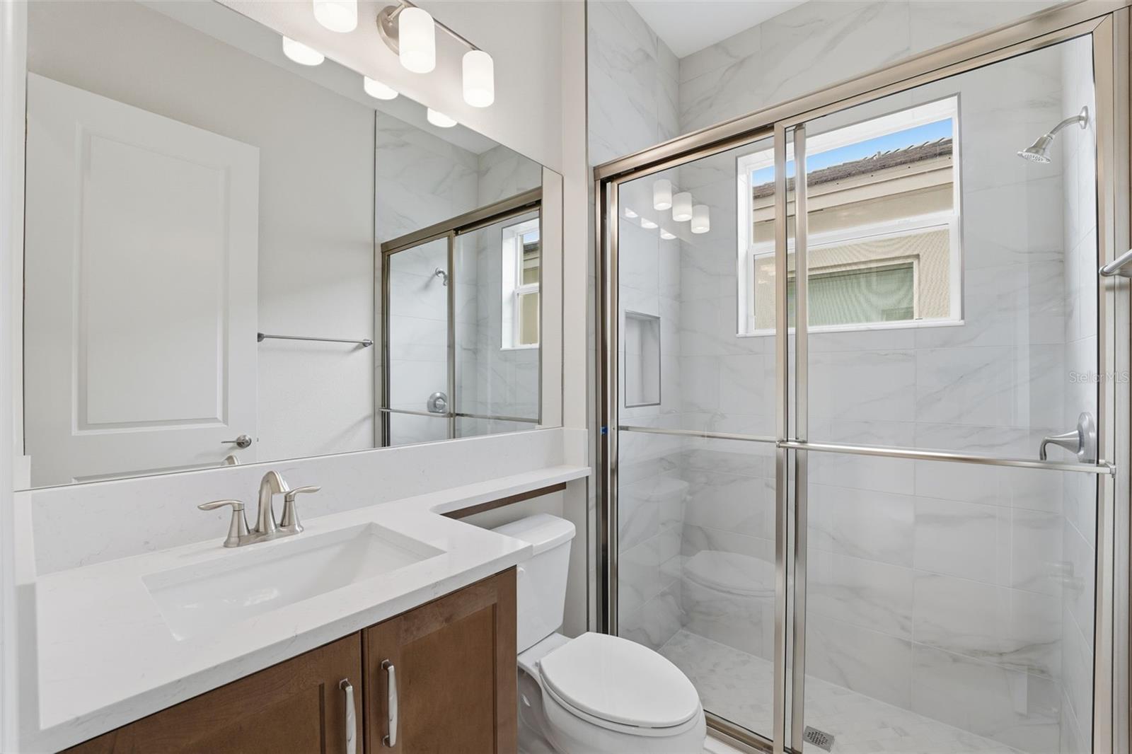 VALENCIA RIDGE - Residential