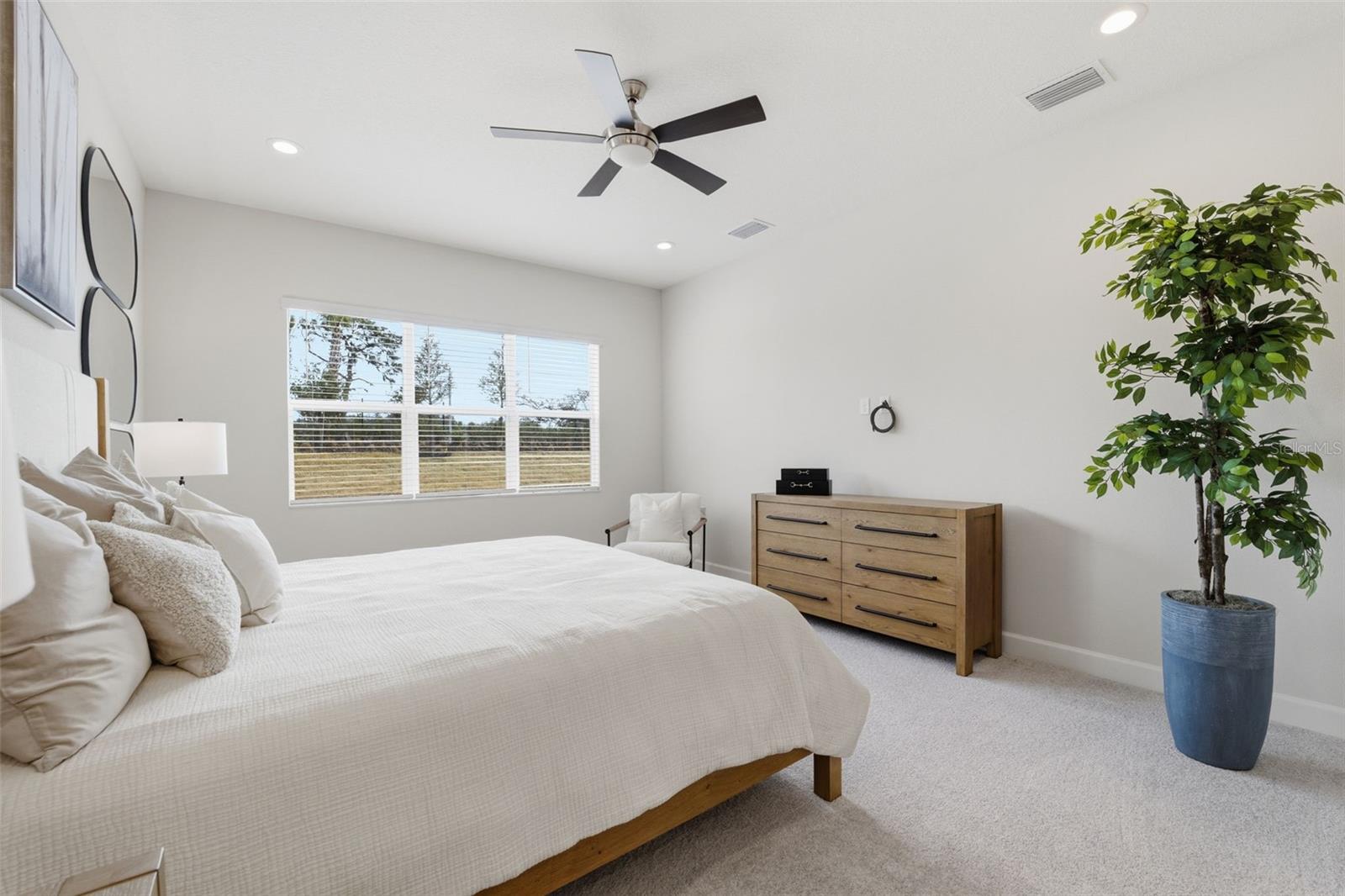 VALENCIA RIDGE - Residential