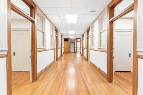 Tiny photo for 410 W Main Street, Leesburg, FL 34748 (MLS # G5056390)