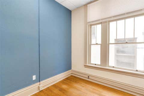 Tiny photo for 410 W Main Street, Leesburg, FL 34748 (MLS # G5056390)
