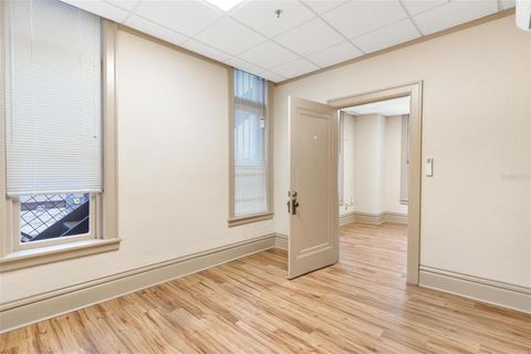 Tiny photo for 410 W Main Street, Leesburg, FL 34748 (MLS # G5056390)