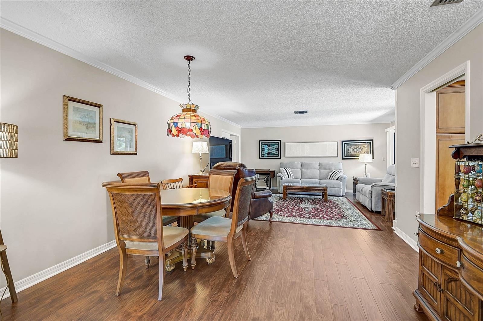 3890 WILSHIRE CIRCLE 27