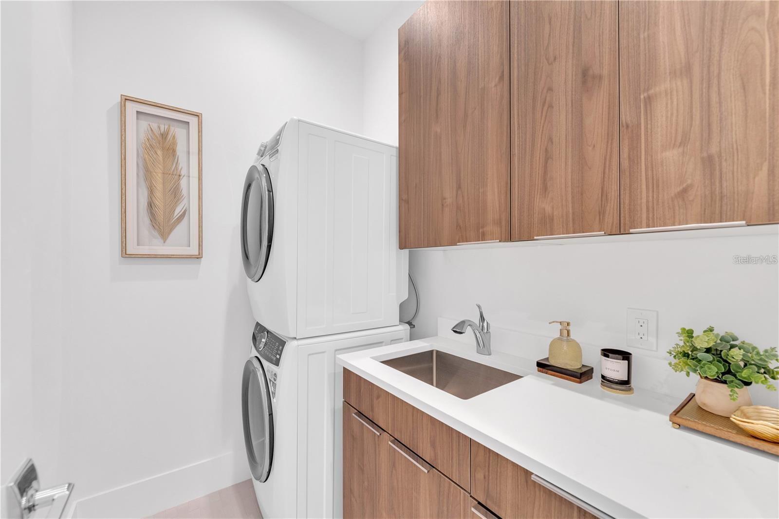 WATERSIDE-WOOD SIESTAS BAYSID - Residential