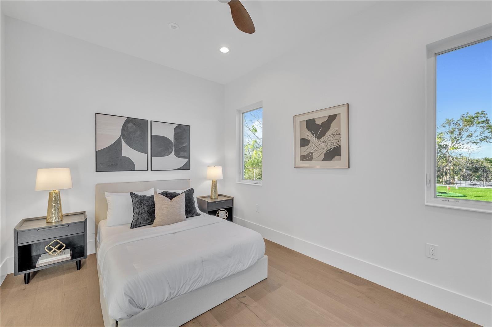 WATERSIDE-WOOD SIESTAS BAYSID - Residential