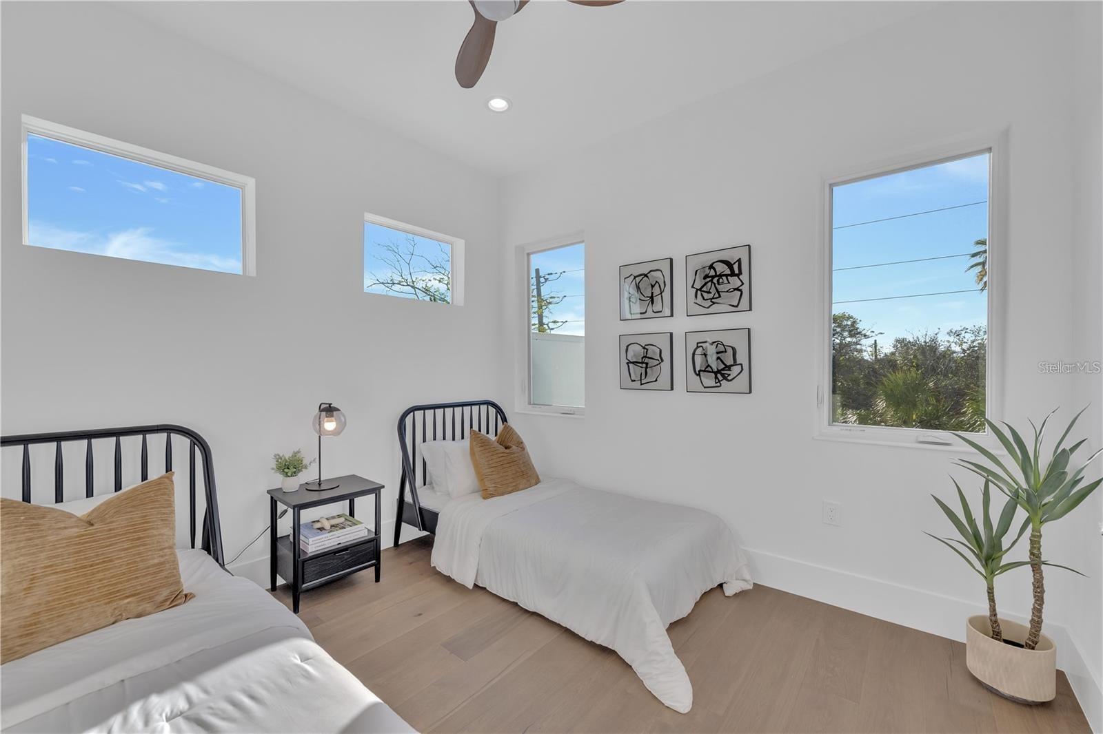 WATERSIDE-WOOD SIESTAS BAYSID - Residential