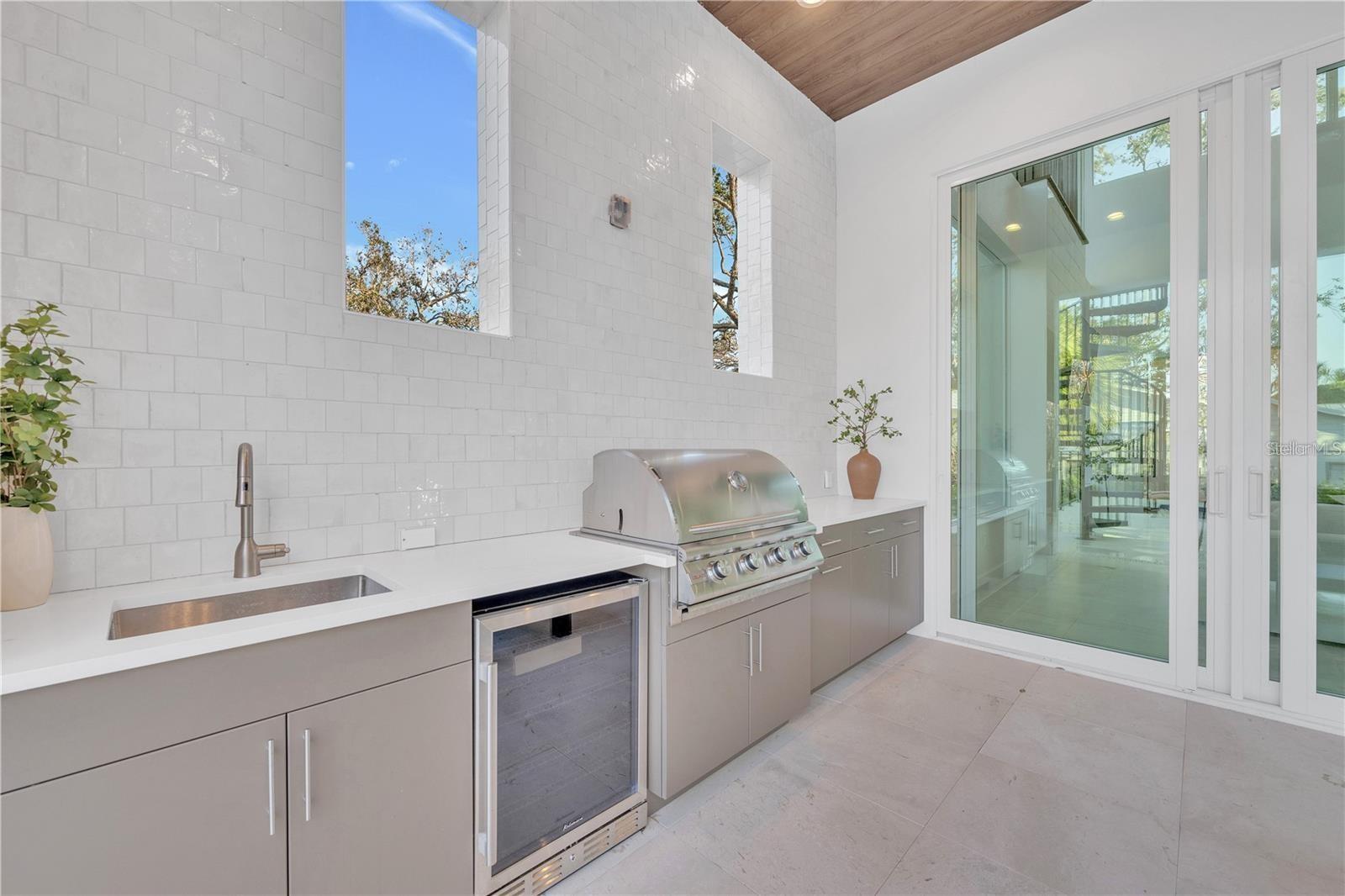 WATERSIDE-WOOD SIESTAS BAYSID - Residential