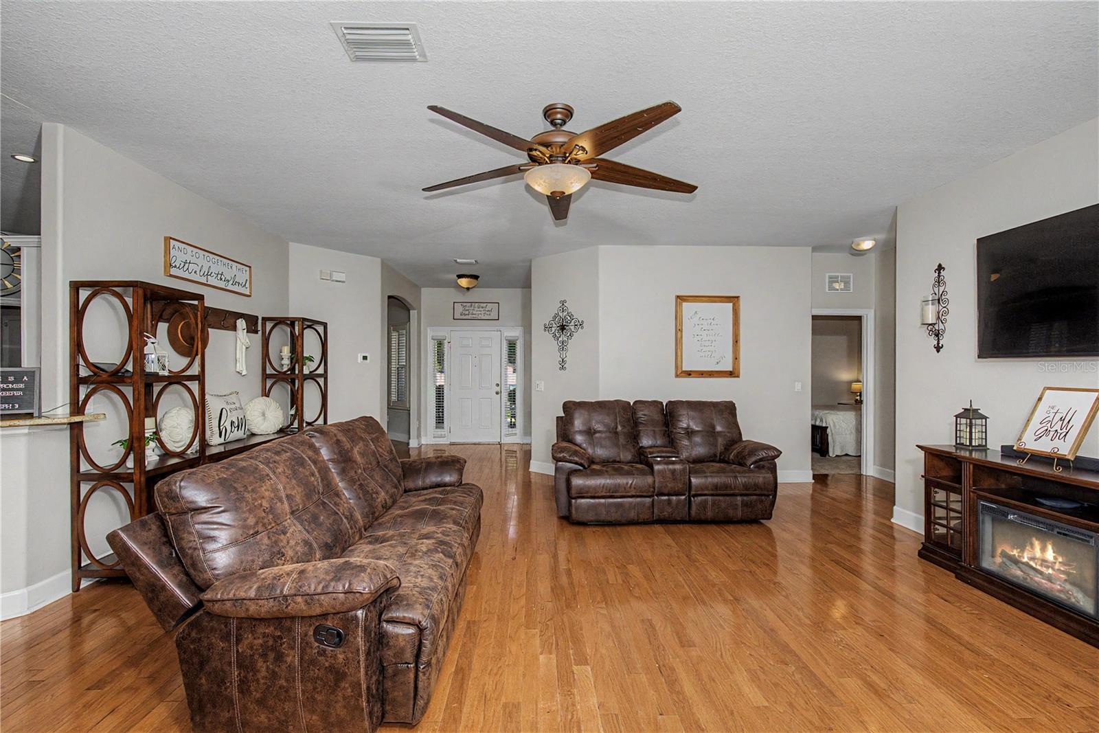 RAVEN GLEN - Residential