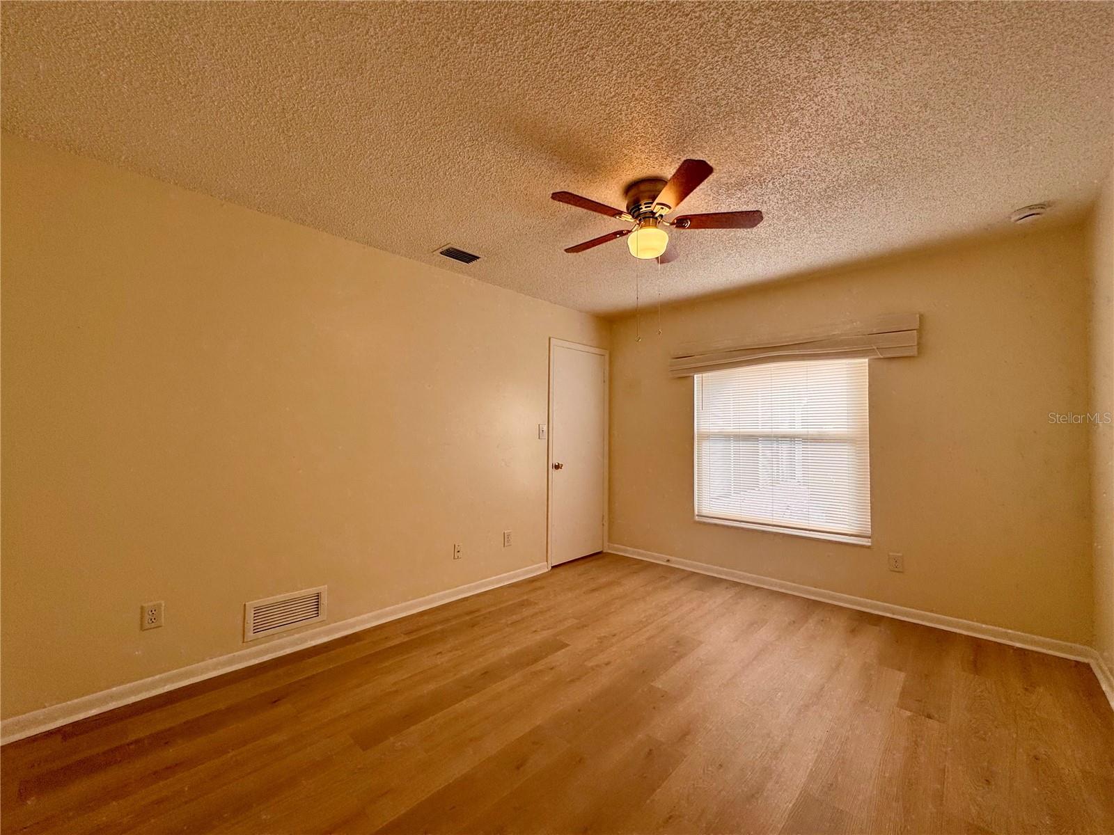 HOWELL ESTATES REP - Residential Lease
