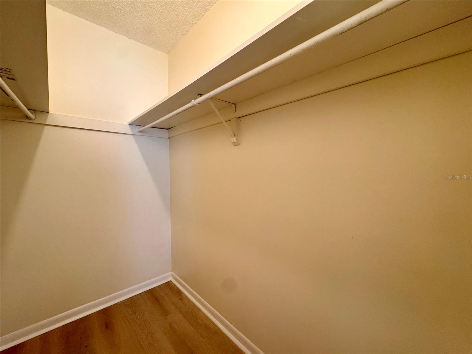 HOWELL ESTATES REP - Residential Lease