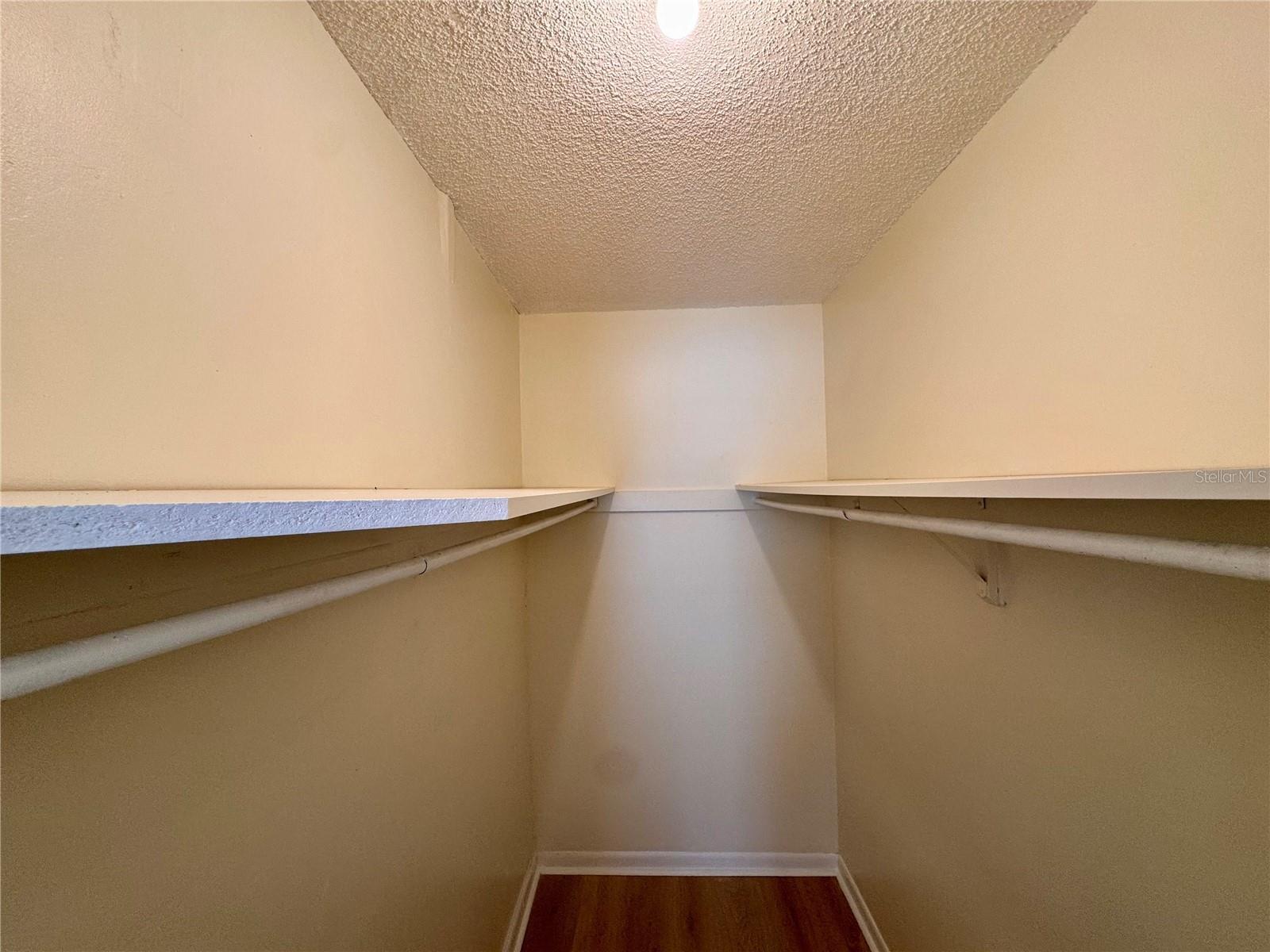 HOWELL ESTATES REP - Residential Lease