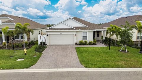 A home in PORT CHARLOTTE