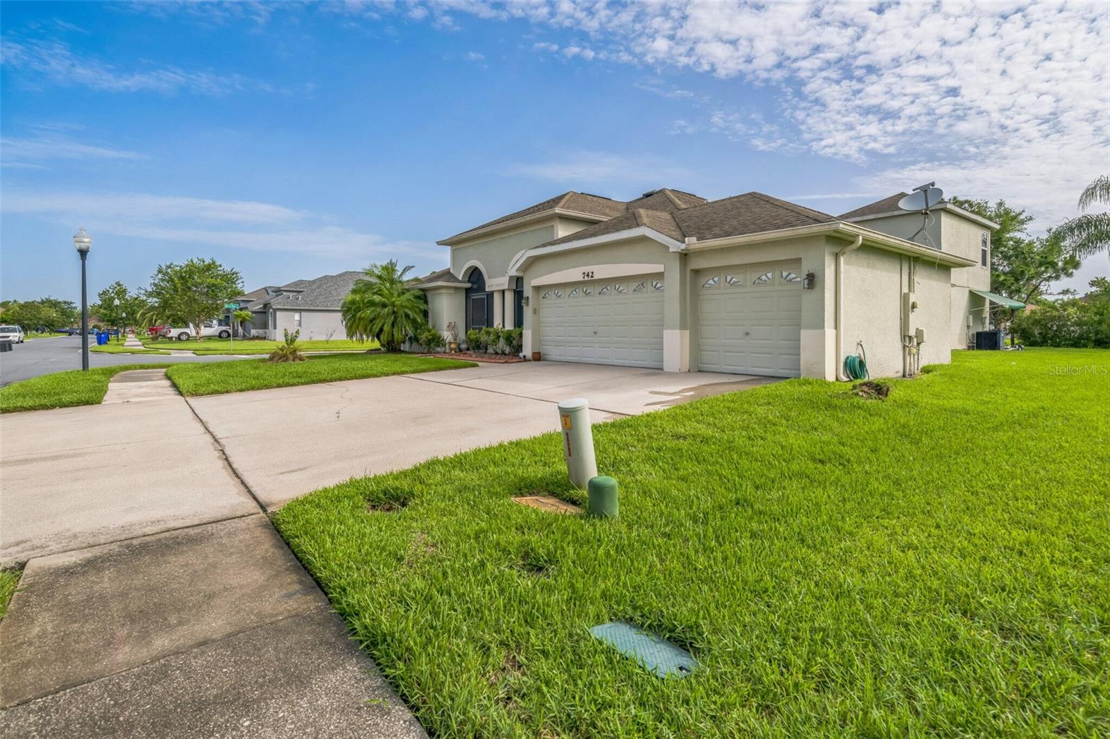742 SENECA TRAIL