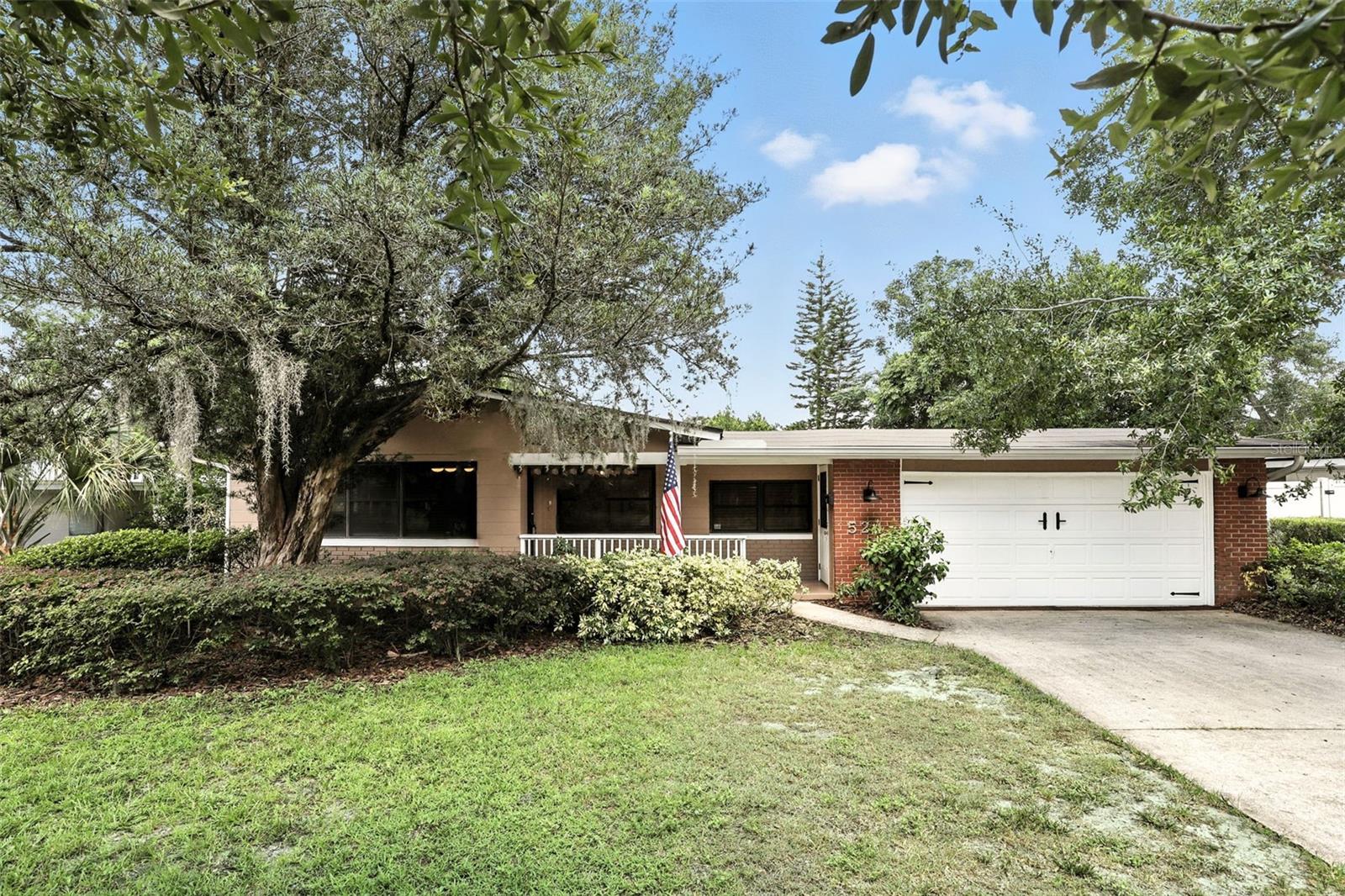 Welcome to a charming and beautiful 3-bedroom, 2-bathroom home in one of Winter Park’s most convenient and sought-after locations! This home features hardwood floors throughout, on-trend paint colors, and stylish cabinetry that give it a fresh, modern feel. The oversized drive-through 2-car garage offers ample space for vehicles, storage, or even a workshop setup. Step out back to enjoy the expansive 35-foot screened patio—a perfect spot for relaxing or entertaining year-round.
You’ll love the unbeatable walkable lifestyle, with shopping, dining, grocery stores, banking, and AdventHealth Winter Park all just around the corner. Plus, you’re only minutes from Park Avenue, Rollins College, the Winter Park YMCA, and Lakemont Elementary School. This home combines comfort, style, and location—making it a must-see for anyone looking to enjoy the best of Winter Park living!