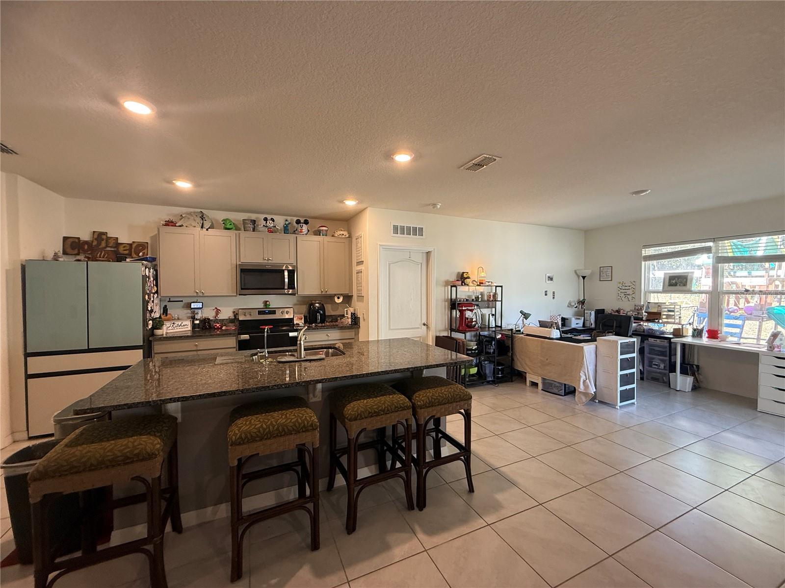 BRIDLE PATH - Residential