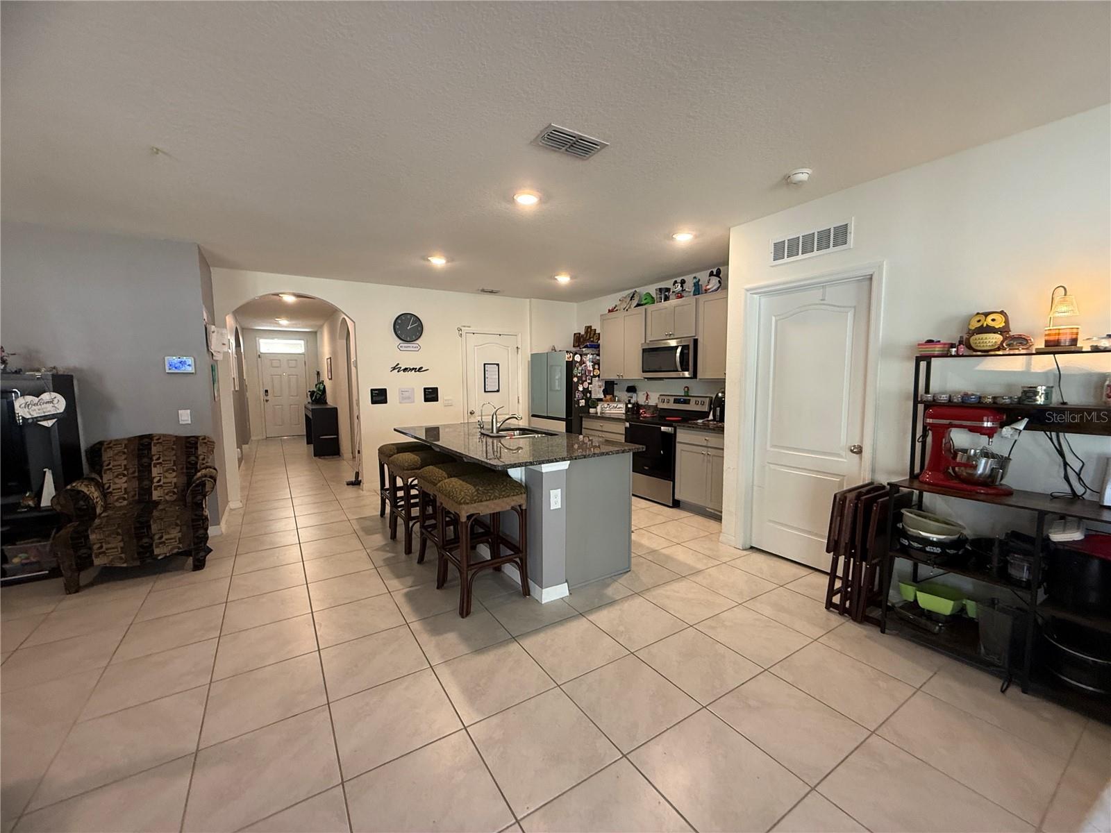 BRIDLE PATH - Residential