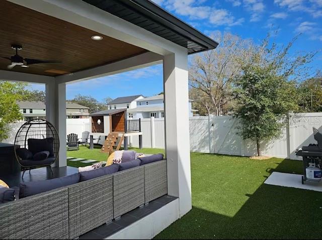 K & M ESTATES - Residential