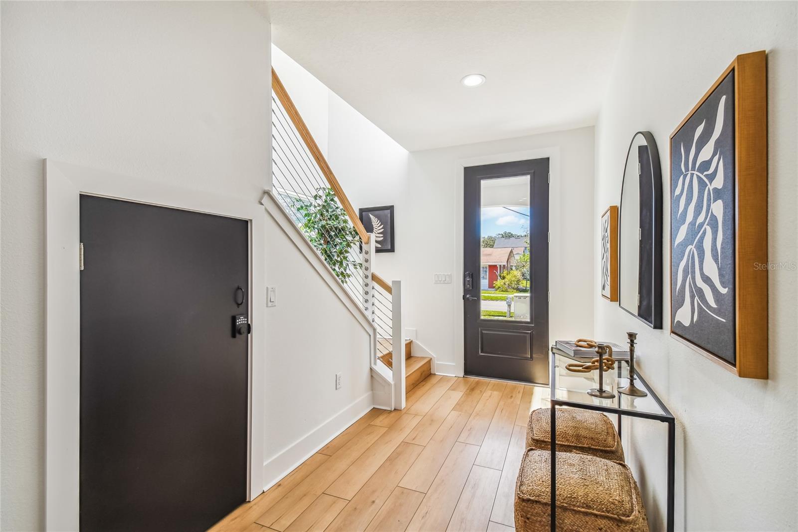 K & M ESTATES - Residential