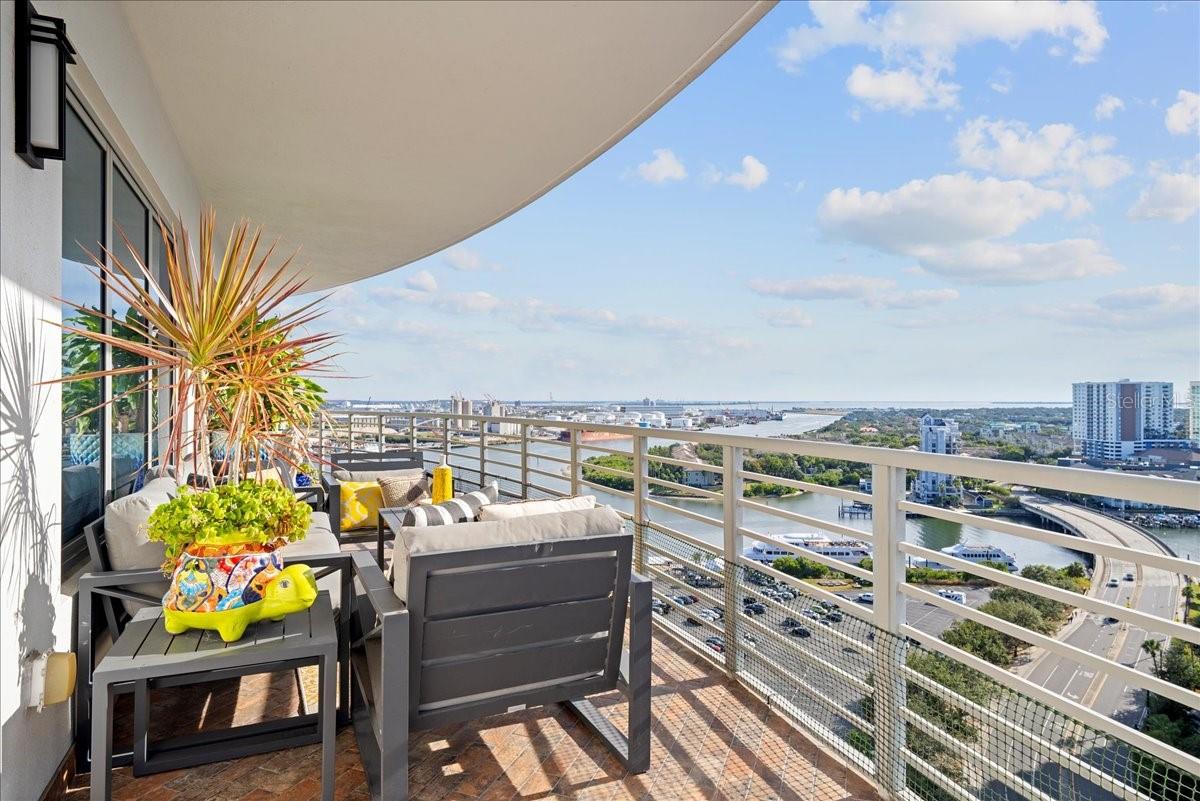 TOWERS OF CHANNELSIDE CONDOMIN - Residential