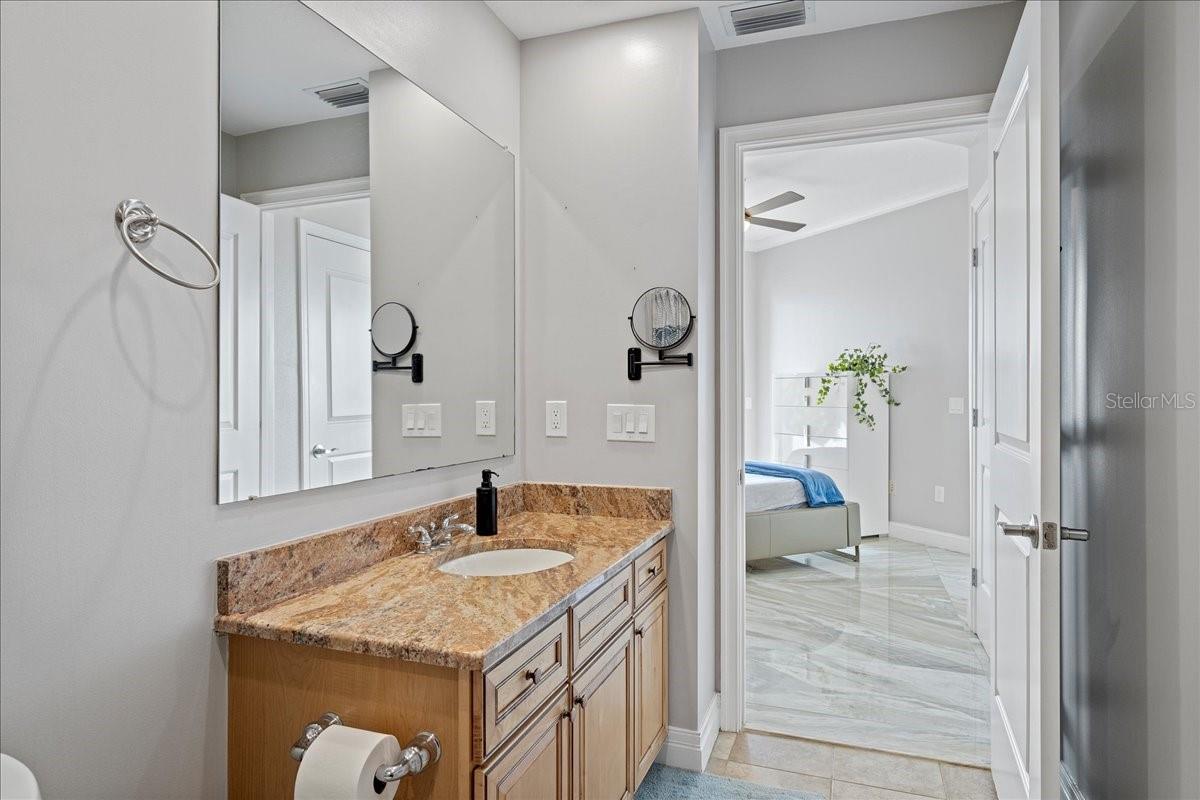 TOWERS OF CHANNELSIDE CONDOMIN - Residential