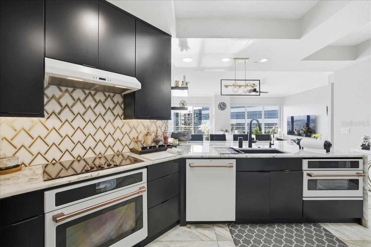 TOWERS OF CHANNELSIDE CONDOMIN - Residential