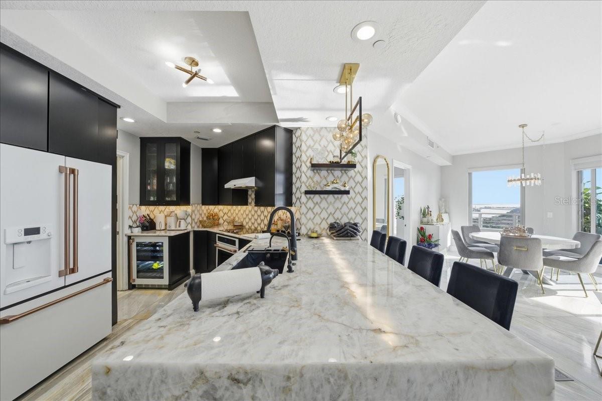 TOWERS OF CHANNELSIDE CONDOMIN - Residential