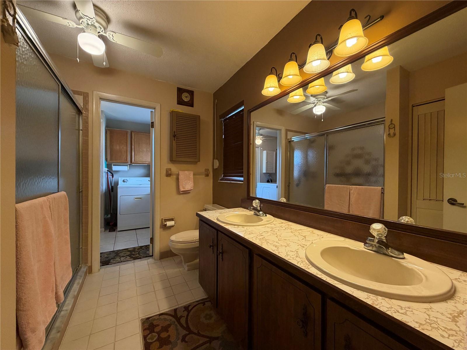 PINE LAKE - Residential