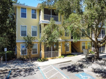 2213 NW 16TH TERRACE 2213 GAINESVILLE FL 32605