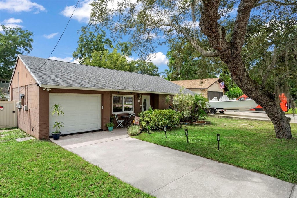 Photo of 612 E Spruce Street, Tarpon Springs, FL 34689 (MLS # TB8542156)