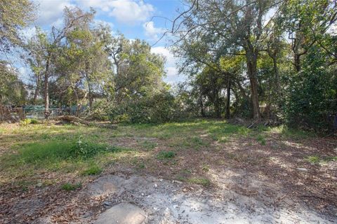 A home in DEBARY