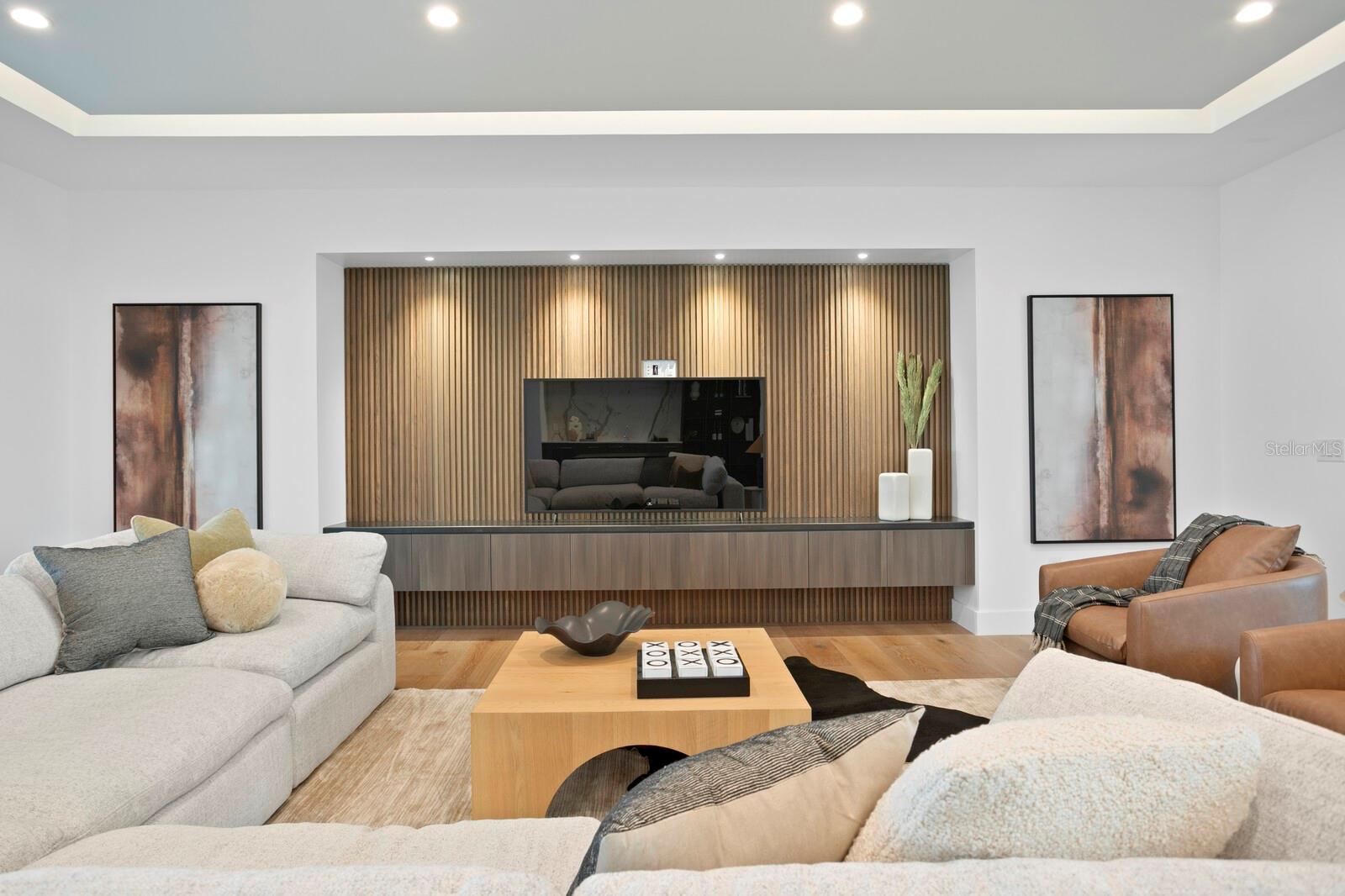 VENETIAN ISLES - Residential