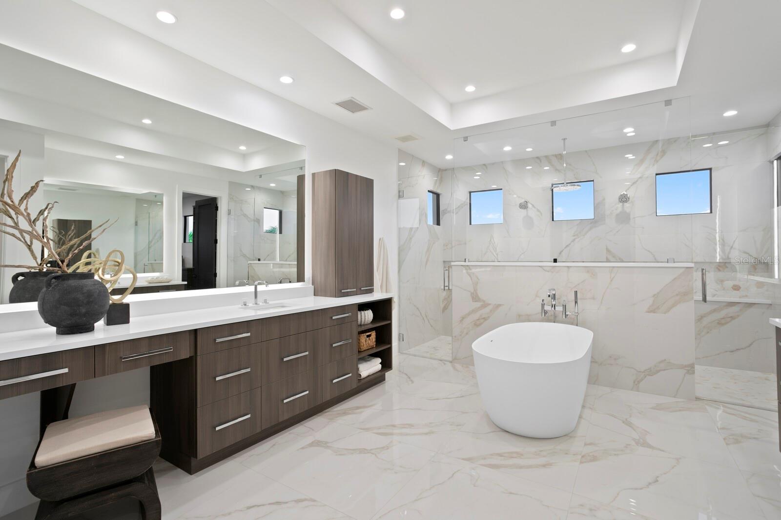 VENETIAN ISLES - Residential
