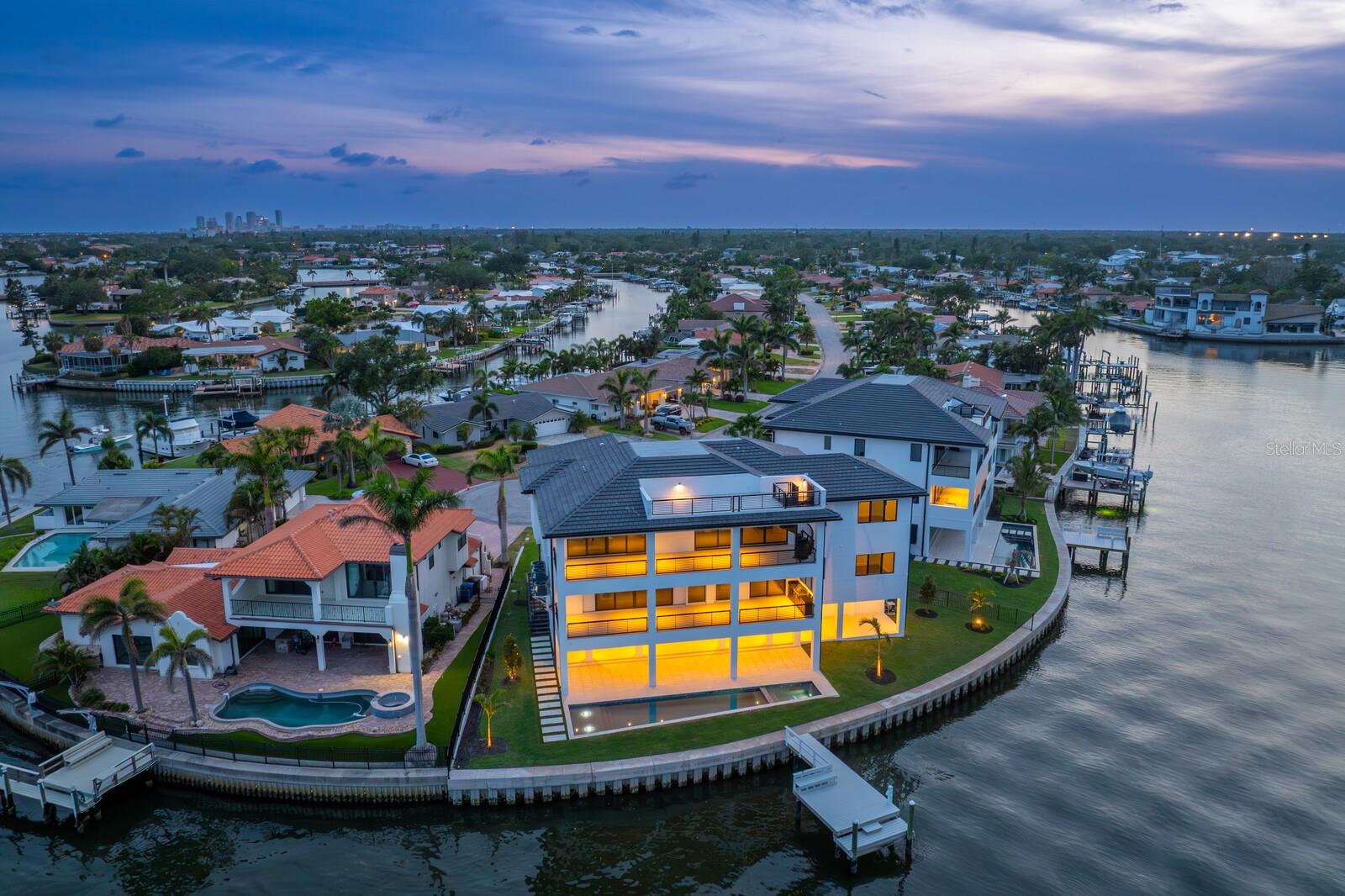 VENETIAN ISLES - Residential