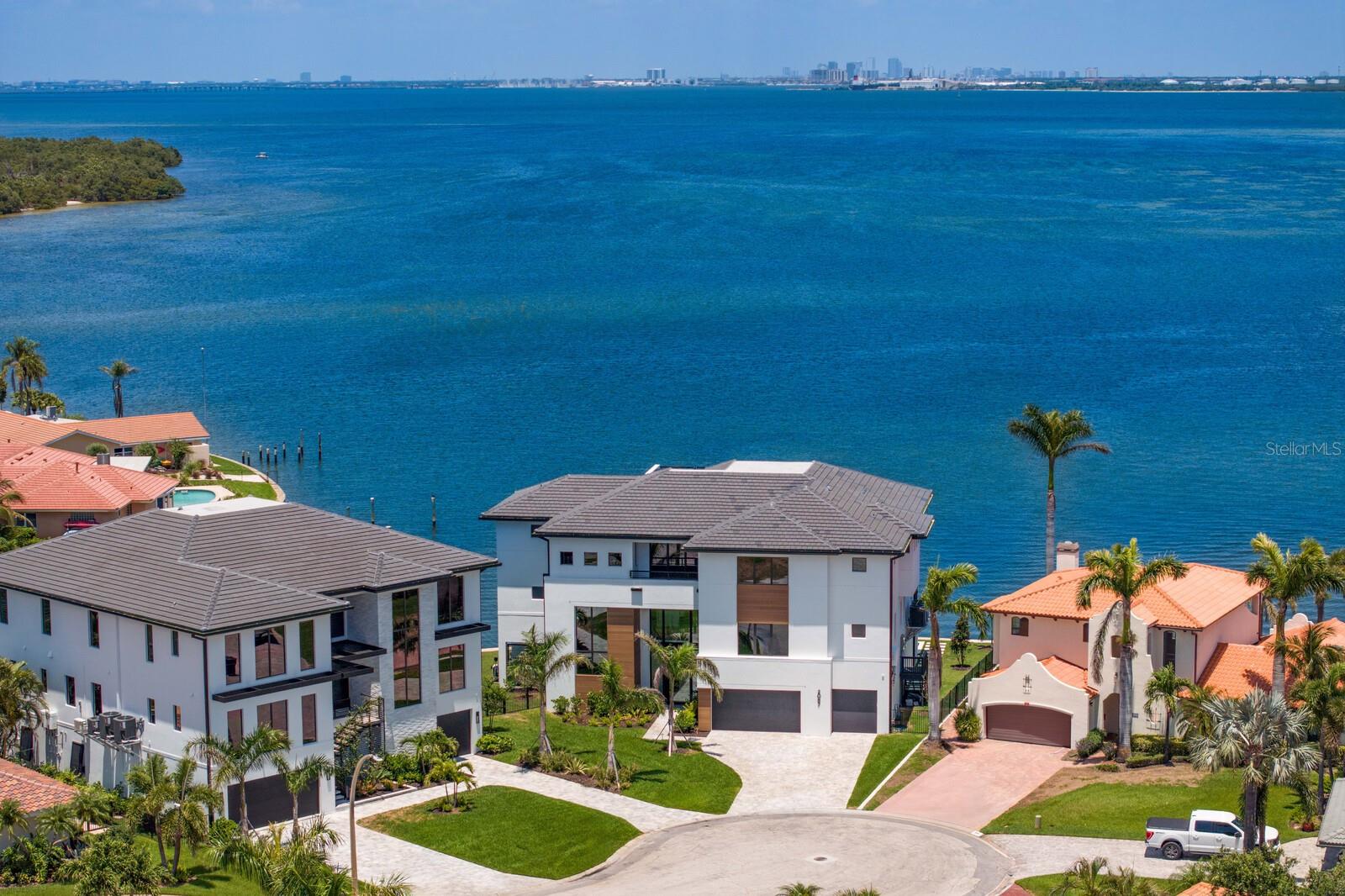 VENETIAN ISLES - Residential