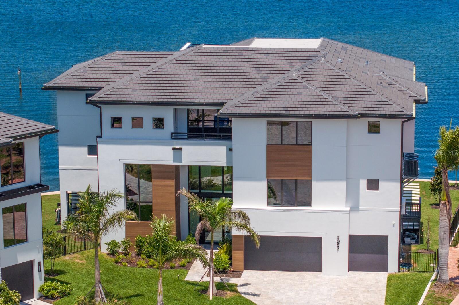 VENETIAN ISLES - Residential