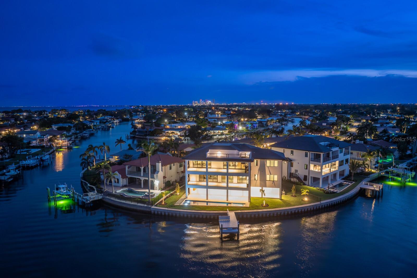 VENETIAN ISLES - Residential