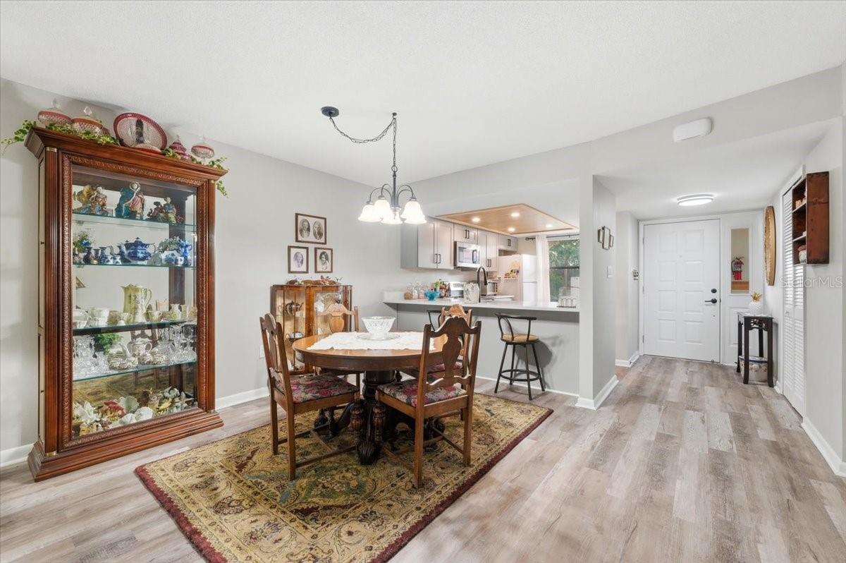 GRANADA LAND CONDO - Residential