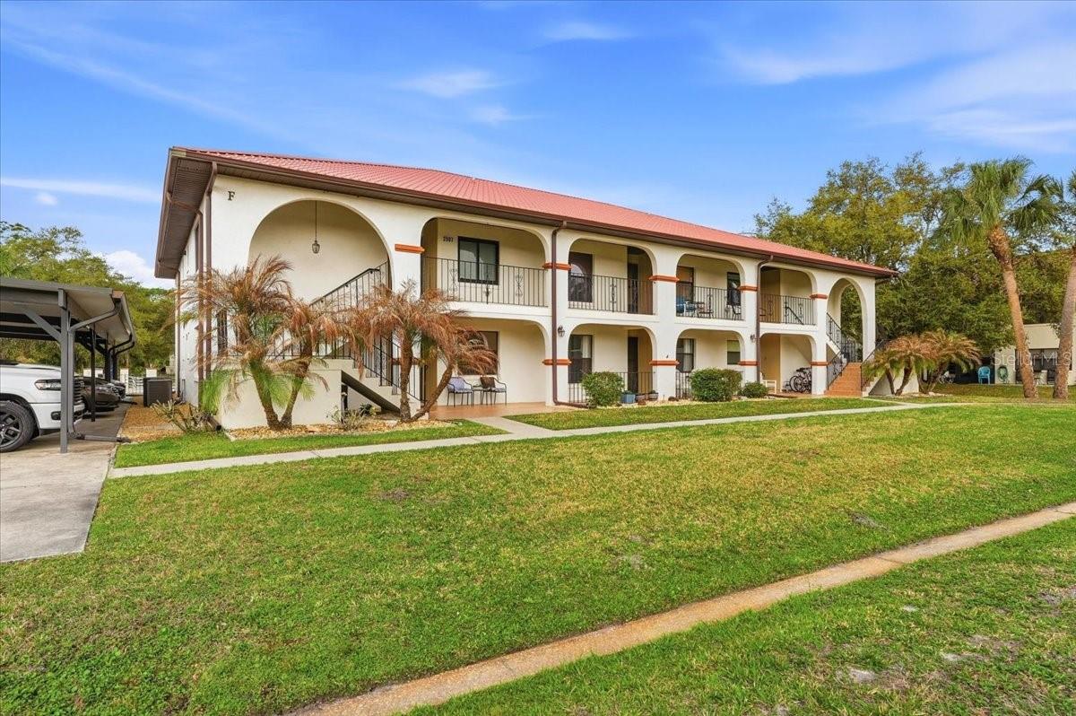 GRANADA LAND CONDO - Residential