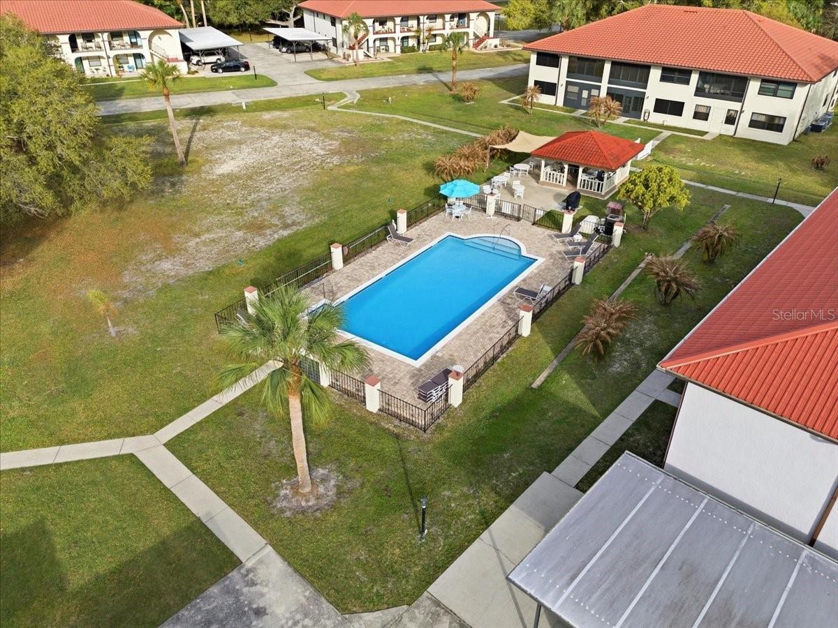 GRANADA LAND CONDO - Residential