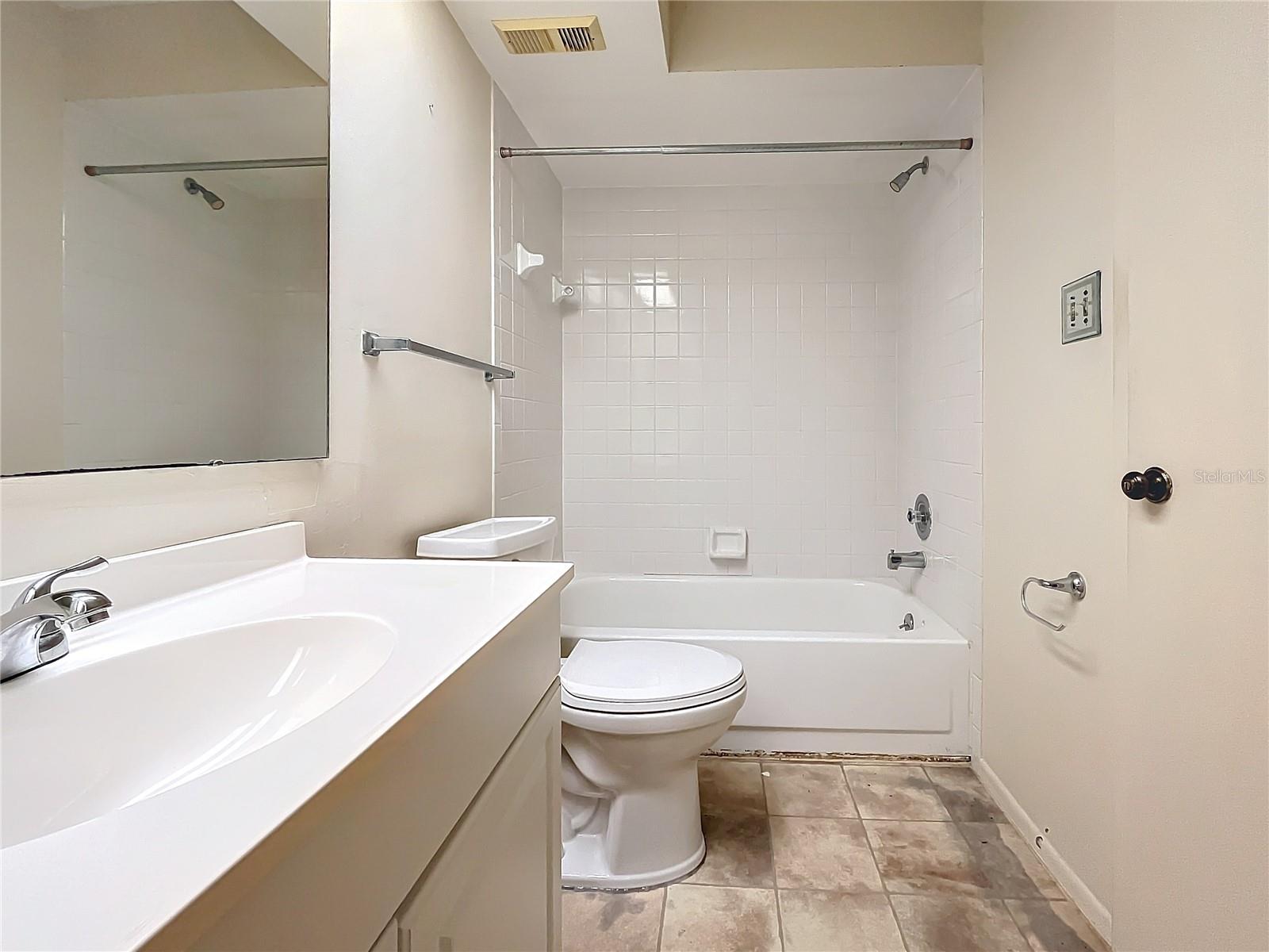 INVERNESS CONDO - Residential