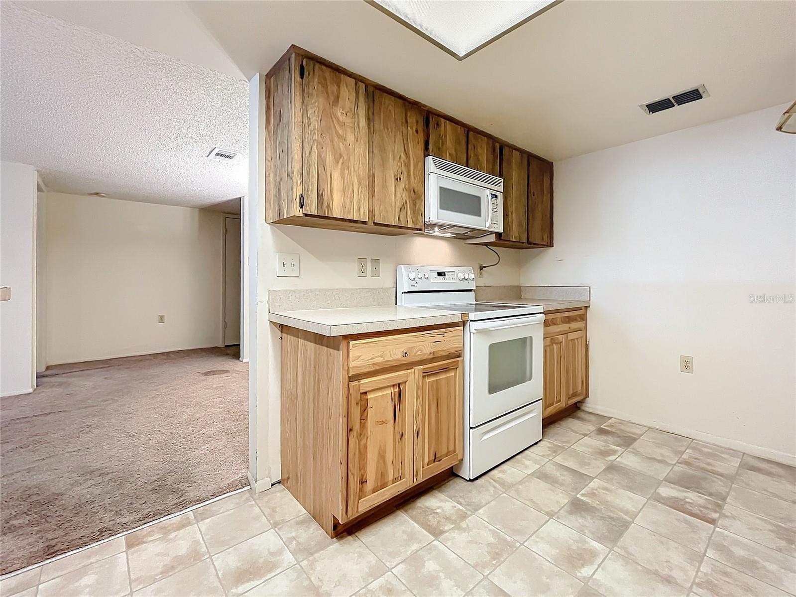 INVERNESS CONDO - Residential